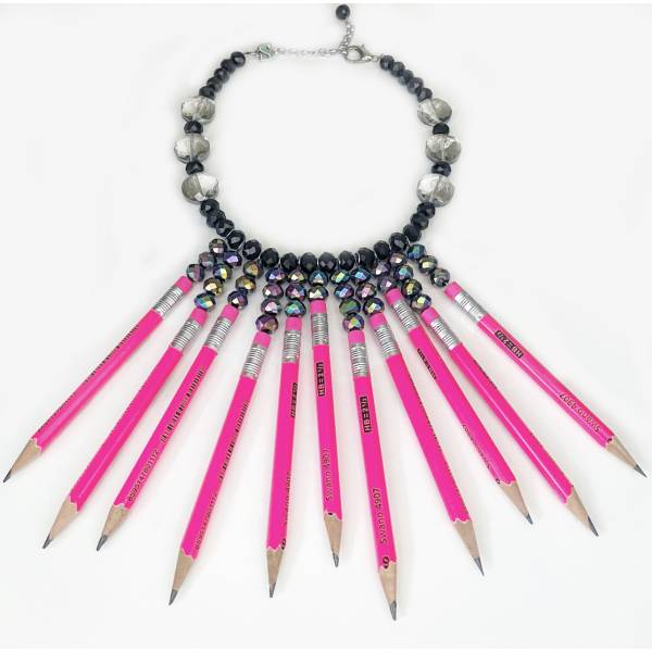 COLLANA MATITE FUCSIA LIMITED