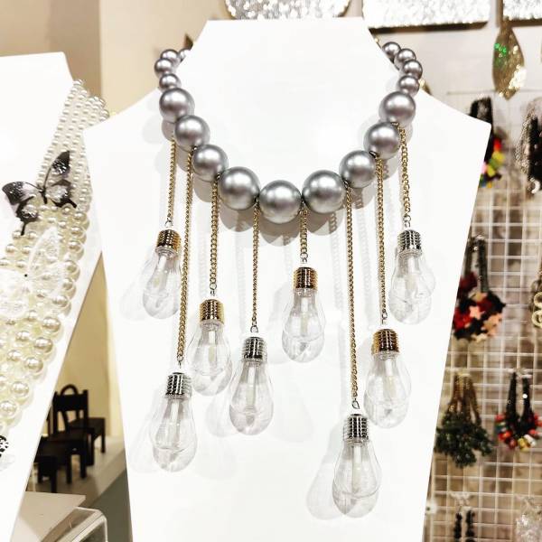 COLLANA LAMPADINE CASCATA