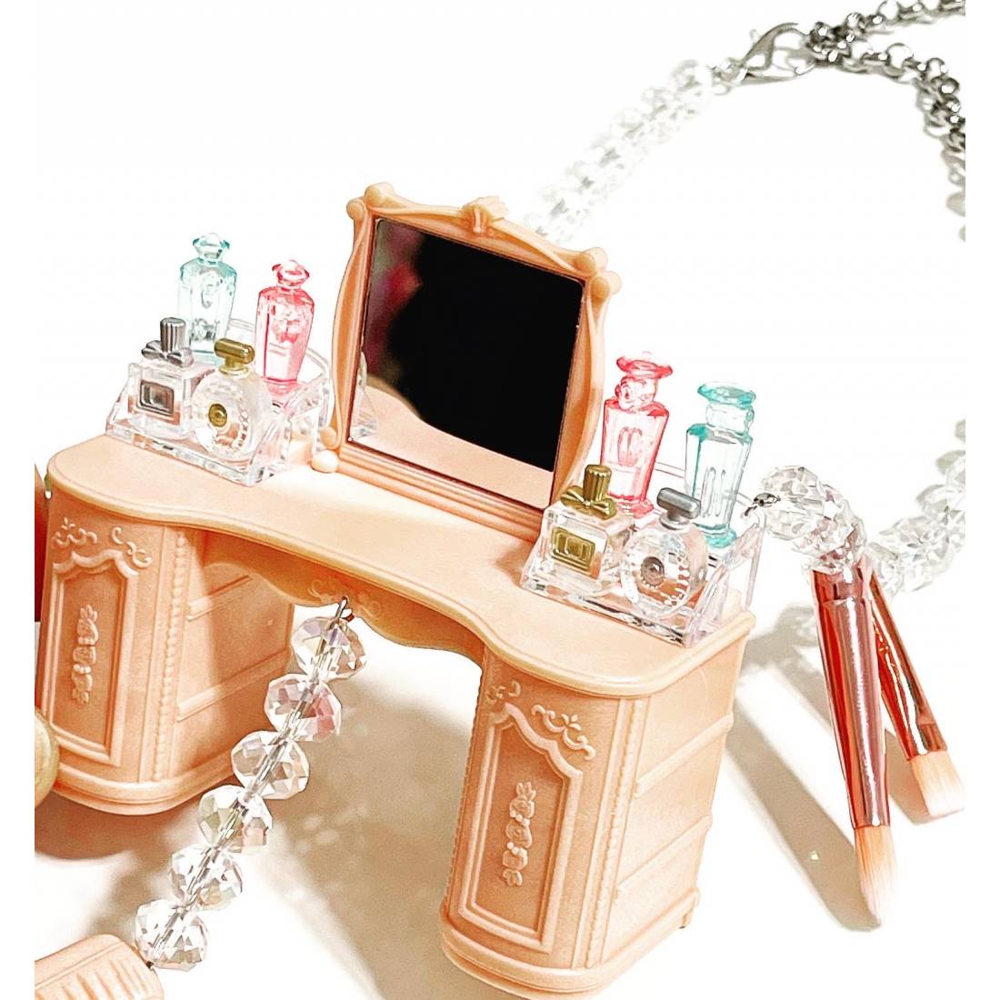 COLLANA BEAUTY STATION