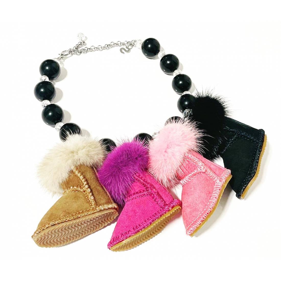 COLLANA BOOTS