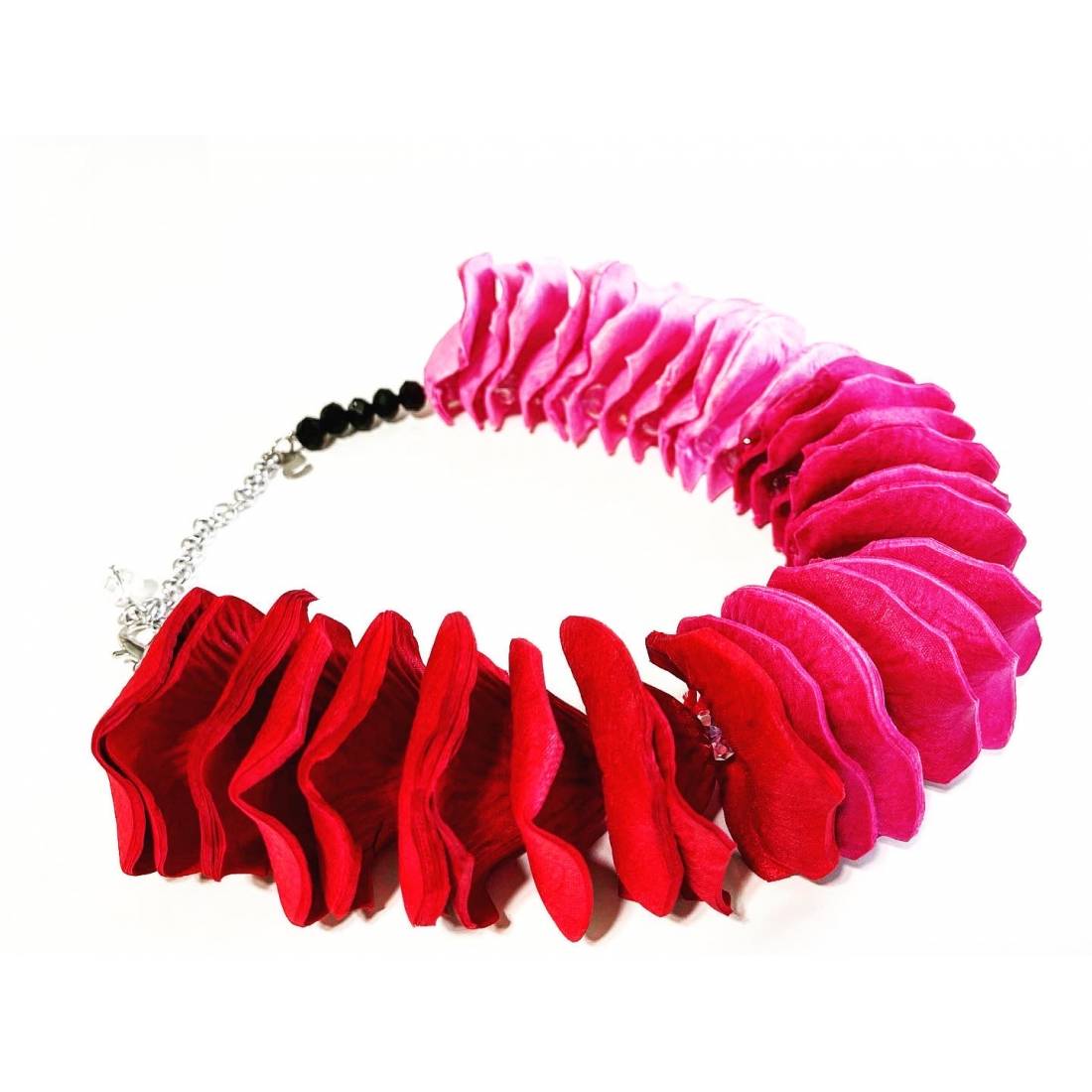 COLLANA PETALI E CRISTALLI