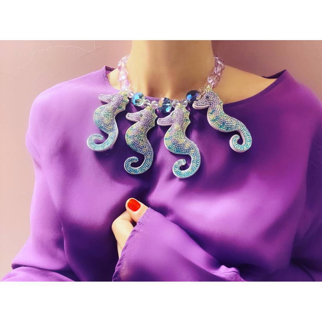 COLLANA CAVALLUCCI LILLA