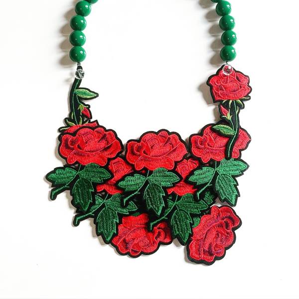COLLANA COMPOSIT ROSE ROSSE