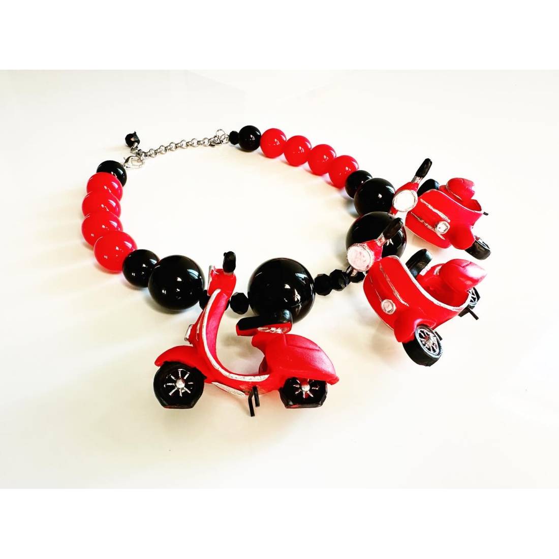 COLLANA VESPA ROSSA