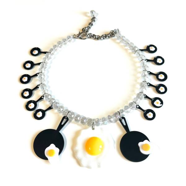 COLLANA UOVA IN PADELLA