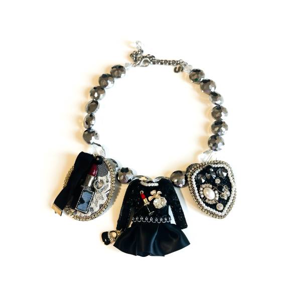 COLLANA VESTITO E CRISTALLI