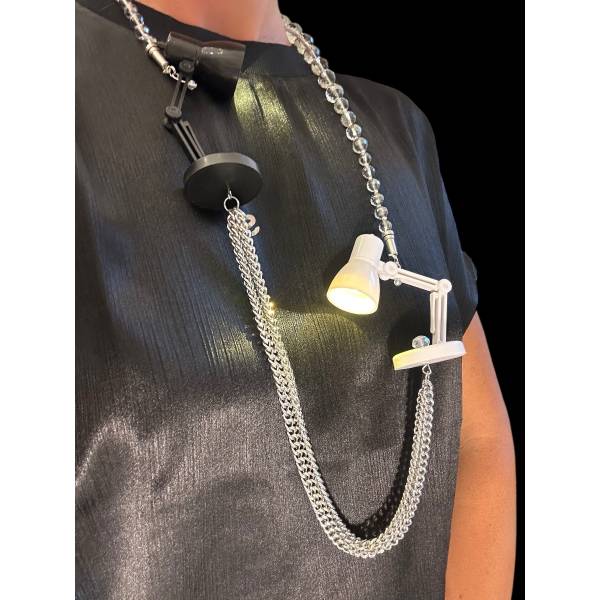 COLLANA LAMP BLACK AND WHITE 2