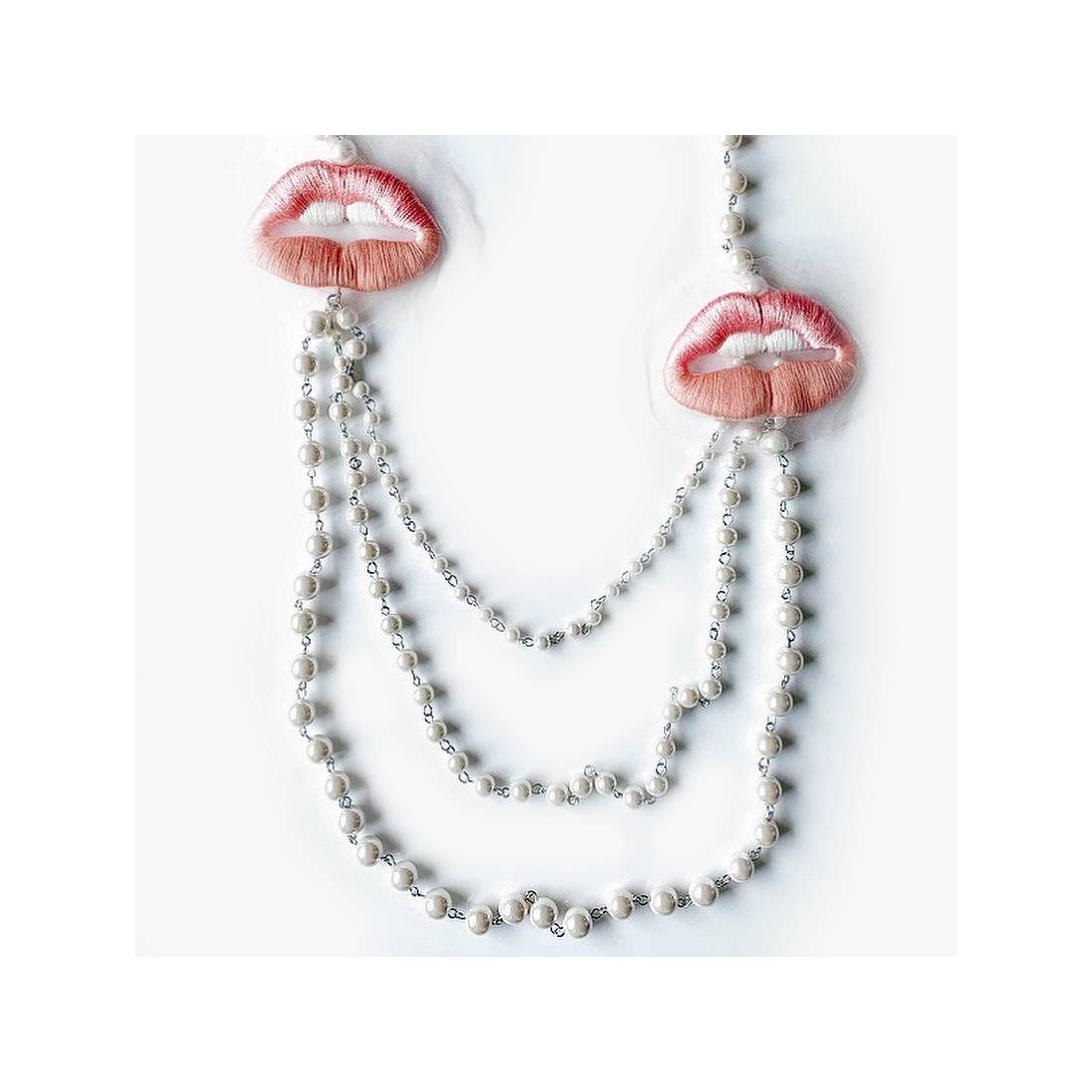 COLLANA BOCCA ROSA