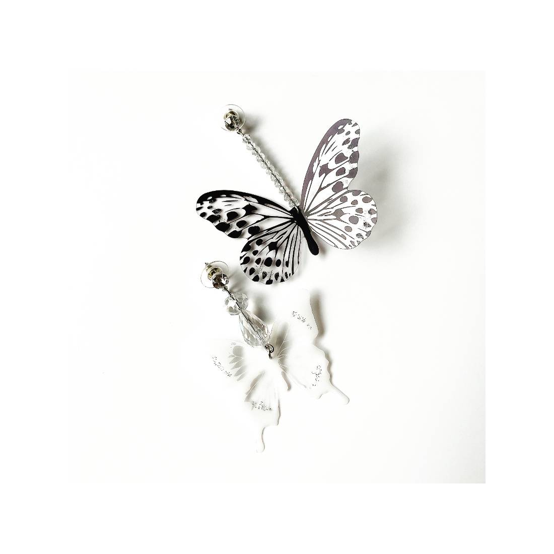 ORECCHINI FARFALLA B/W