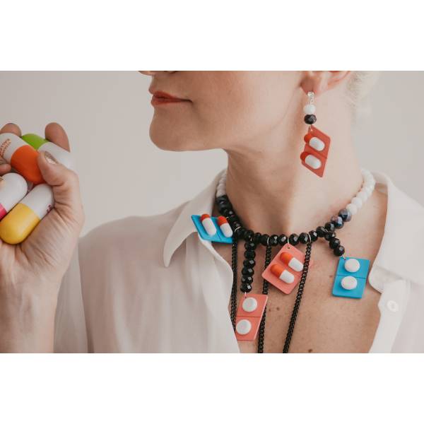 COLLANA PASTIGLIE 2