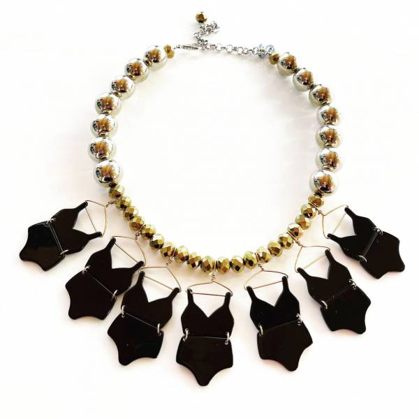 COLLANA COSTUMI
