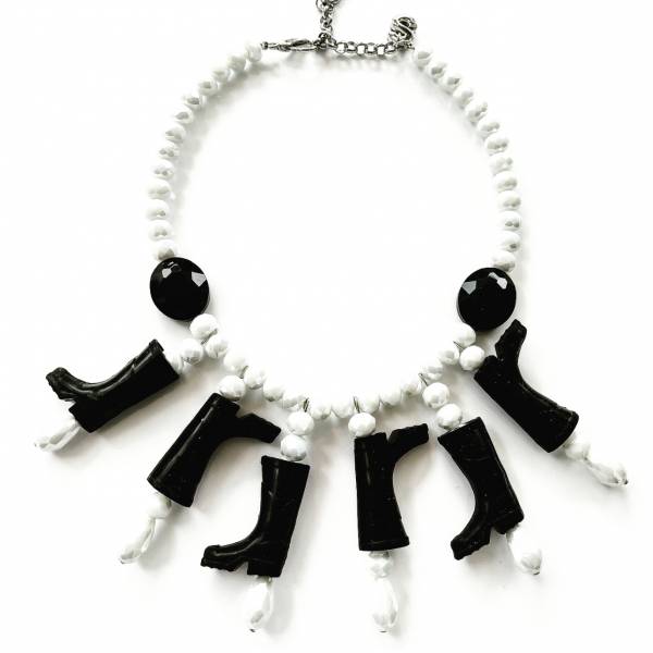 COLLANA STIVALI BLACK